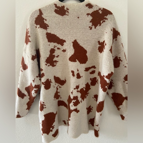 SHEIN | Sweaters | Shein Long Sleeve Turtleneck Cow Print Sweater Size  Medium | Poshmark